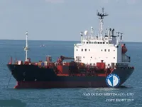 Nafta-/keemialaev müügiks