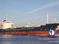 Nafta-/keemialaev müügiks