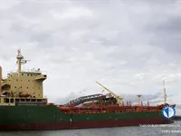 Nafta-/keemialaev müügiks