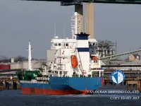 Nafta-/keemialaev müügiks
