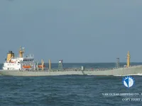 Nafta-/keemialaev müügiks