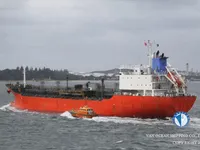 Nafta-/keemialaev müügiks