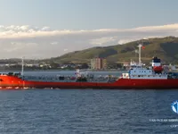 Nafta-/keemialaev müügiks