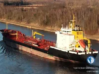 Nafta-/keemialaev müügiks
