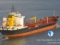 Nafta-/keemialaev müügiks