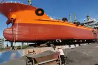 Nafta-/keemialaev müügiks