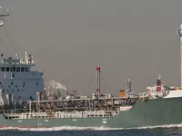 Nafta-/keemialaev müügiks