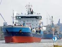 Nafta-/keemialaev müügiks