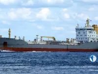 Nafta-/keemialaev müügiks