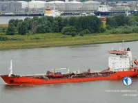 Nafta-/keemialaev müügiks