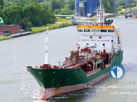 Nafta-/keemialaev müügiks