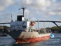 Nafta-/keemialaev müügiks