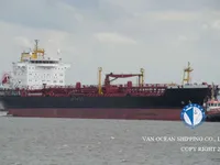 Nafta-/keemialaev müügiks