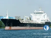 Nafta-/keemialaev müügiks
