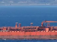 Nafta-/keemialaev müügiks