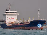 Nafta-/keemialaev müügiks