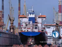 Nafta-/keemialaev müügiks