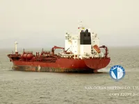 Nafta-/keemialaev müügiks