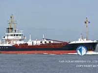 Nafta-/keemialaev müügiks