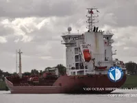 Nafta-/keemialaev müügiks