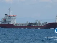 Nafta-/keemialaev müügiks