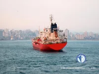 Nafta-/keemialaev müügiks