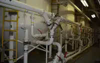 LNG vedav laev müügiks