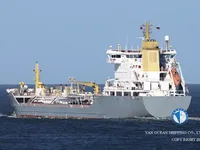 Nafta-/keemialaev müügiks