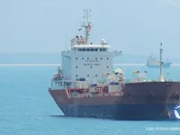 Nafta-/keemialaev müügiks