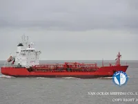 Nafta-/keemialaev müügiks