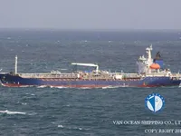 Nafta-/keemialaev müügiks