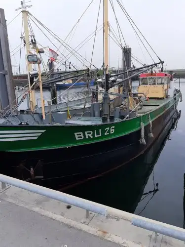 Traaler müügiks