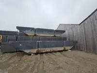 Pontoon müügiks