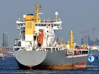 Nafta-/keemialaev müügiks