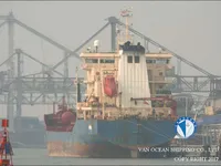 Nafta-/keemialaev müügiks