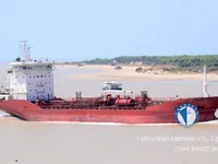 Nafta-/keemialaev müügiks
