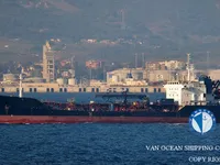 Nafta-/keemialaev müügiks