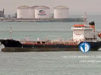 Nafta-/keemialaev müügiks