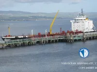 Nafta-/keemialaev müügiks