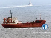 Nafta-/keemialaev müügiks