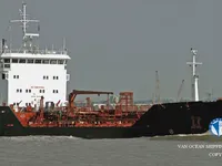 Nafta-/keemialaev müügiks