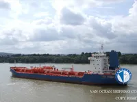 Nafta-/keemialaev müügiks