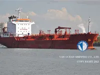 Nafta-/keemialaev müügiks