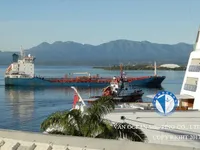 Nafta-/keemialaev müügiks