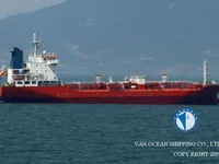 Nafta-/keemialaev müügiks