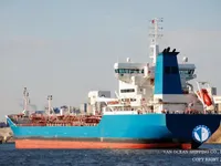 Nafta-/keemialaev müügiks