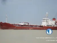 Nafta-/keemialaev müügiks