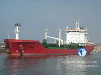 Nafta-/keemialaev müügiks