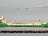 Nafta-/keemialaev müügiks