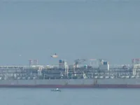 Nafta-/keemialaev müügiks